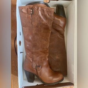 ARIAT leather boots